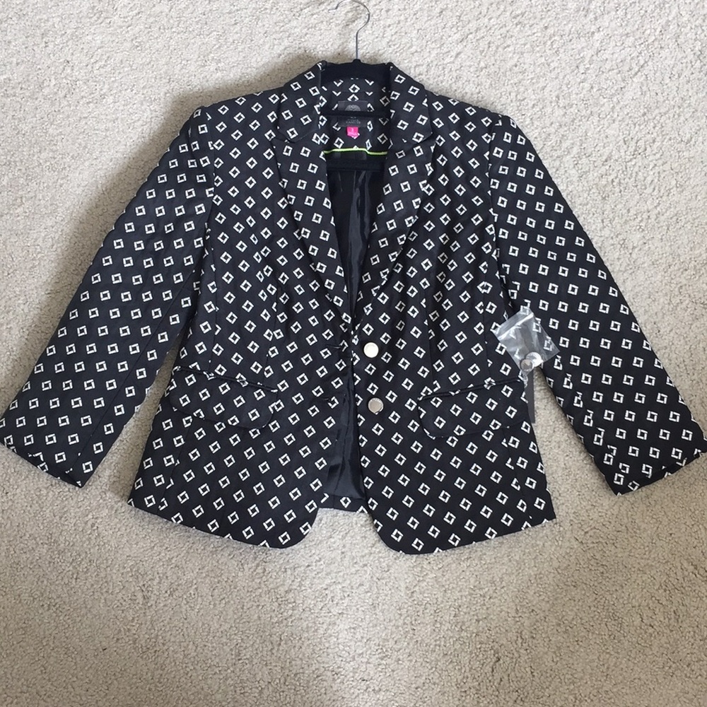 Vince Camuto Black and White Pattern Blazer